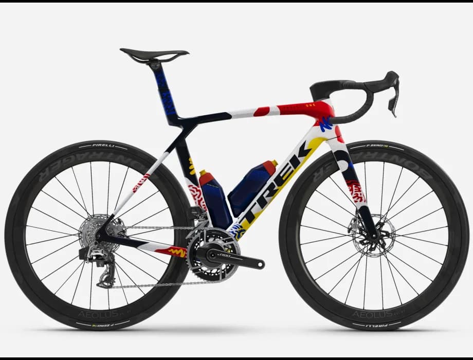 TREK Madone SLR 9 AXS Gen 8 2026 ICON Couler