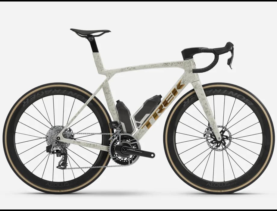 TREK Madone SLR 9 AXS Gen 8 2026 Era White