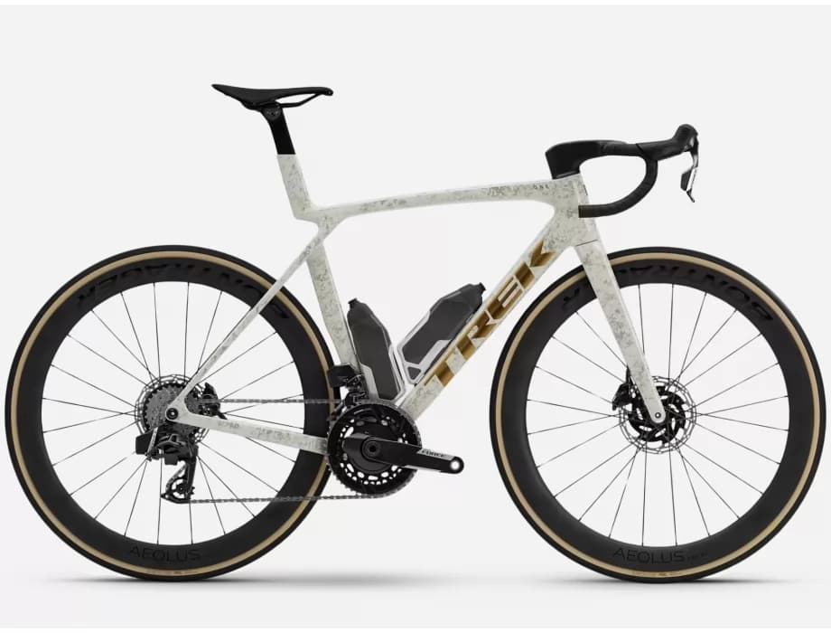 TREK Madone SLR 7 AXS Gen 8 2026 Era White'Supernova Marble