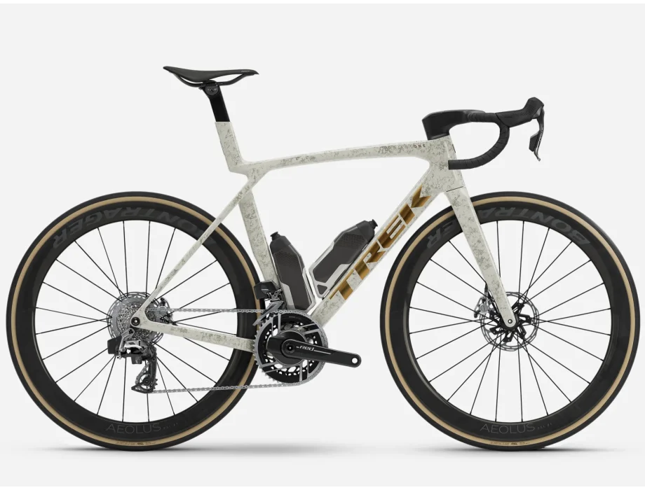 TREK Madone SLR 9 AXS Gen 8 2026 Era White